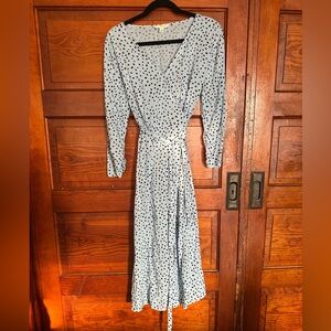 Size S Wrap Dress Midi
